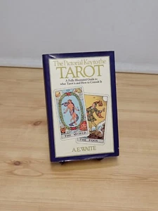 Vintage 1984 The Pictorial Key to the Tarot - A.E. Waite Hardback Guide Book - Picture 1 of 11