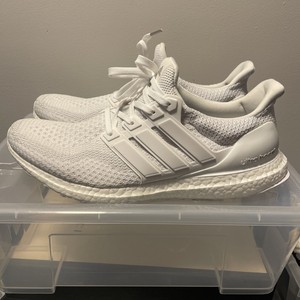 white ultraboost 2.0