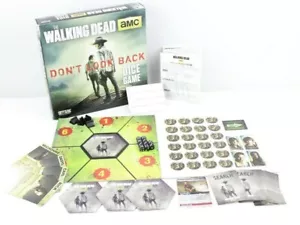 The Walking Dead: Don't Look Back Dice Game Complete Cryptozoic Entertainment - Picture 1 of 11