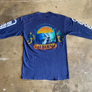 70s VINTAGE HUNTINGTON BEACH CALIFORNIA SURFER T-SHIRT SZ S SURFING SURF HAWAII - Picture 1 of 16
