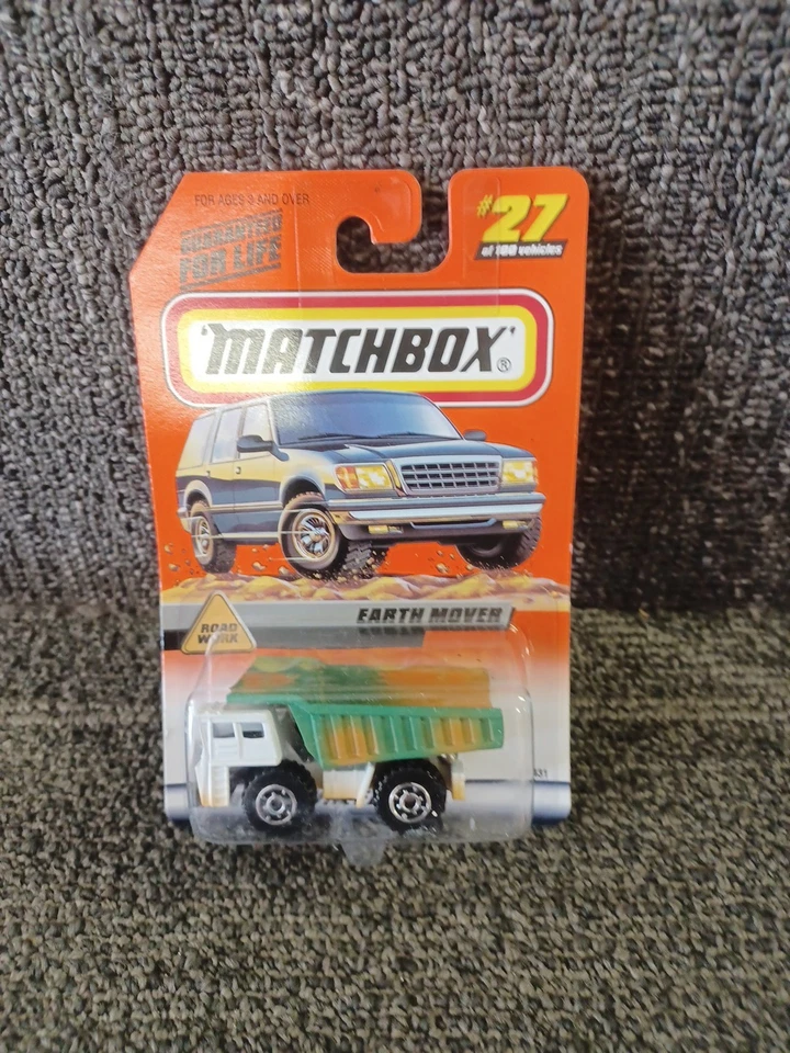 1998 Matchbox Earth Mover #27 Diecast Car - Image 1 of 1