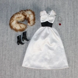 BARBIE MATTEL Doll Best Buy Vintage Fashion 1980s White Evening Gown & Extras - Bild 1 von 19