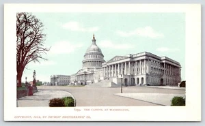 Washington DC~Capitol~View from Down the Street~Lady on Sidewalk~1902 Postcard - Picture 1 of 2