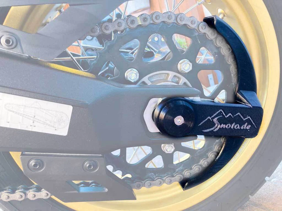 CleandisC Kettenschutz Yamaha MT07 - FZ07- XSR700 - R7 - Image 1 of 1