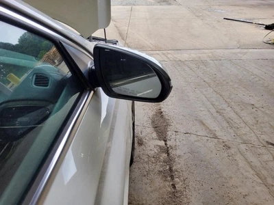 Passenger Side View Mirror Power Hatchback GT Fits 18-20 ELANTRA 499918 - Image 1 of 2