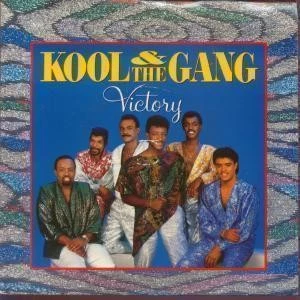 Kool and the Gang Victory 7" vinyl UK Club 1986 in pic sleeve JAB44 - Image 1 of 3