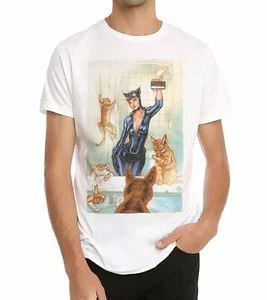 DC Comics Catwoman Selfie Comic Adult T-Shirt - Superhero, Batman, Movie - Picture 1 of 1