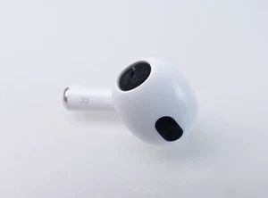 Apple AirPods 3. Generation A2565 Kopfhörer NUR RECHTS gebraucht #27 - Zdjęcie 1 z 4
