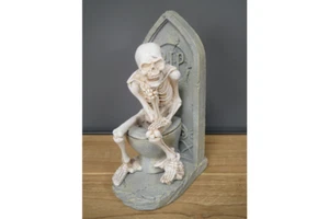 Ornament Skeleton on the Loo Toilet Throne RIP Gothic Home Bathroom Décor - Picture 1 of 5