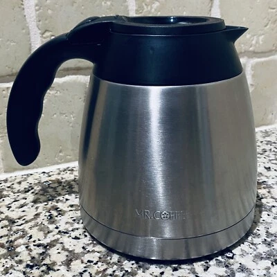 Jarra de acero inoxidable con aislamiento térmico Mr Coffee - 52 oz 6,5" de alto, 6" de diámetro Foto 1 de 4