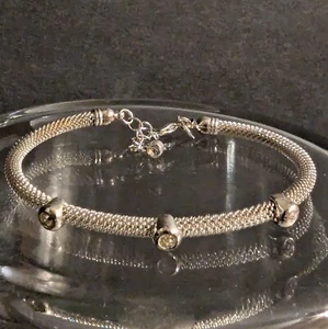 Bracciale maglia AVON NR laminato maglia argento e strass vetro regolabile - Foto 1 di 7