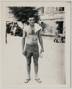 1950s Handsome Beefcake young soldiers snow Affectionate Army Vtg Gay int. Photo - Picture 1 of 2