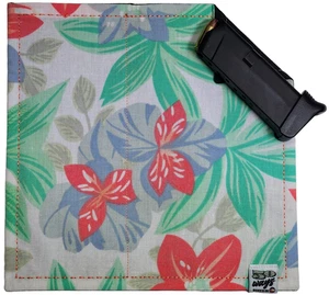 50 WAYS POCKET POCKET HANK Everyday Carry EDC Gear Floral Flowers Hawaiian Style - Picture 1 of 3