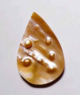 53.35 Cts Natural Mother of Blister Pearls Cabochon Loose Gemstone 63X41X4MM - Image 1 of 3