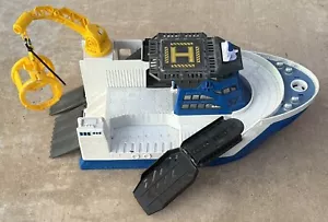 2013 Mattel Matchbox Mission Marine Rescue Shark Boat Blue BFN57 Floats & Rolls - Picture 1 of 17