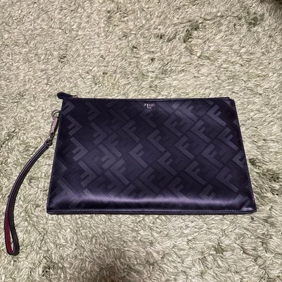 Juego Cartera Bolso Clutch Fendi Usado Buen Estado Estilo Retro Foto 1 de 3