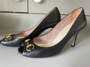 Auténticos Zapatos de Corte Gucci Para Mujer De Colección Horsebit Peep Toe Reino Unido 5.5 Negros - Imagen 1 de 12