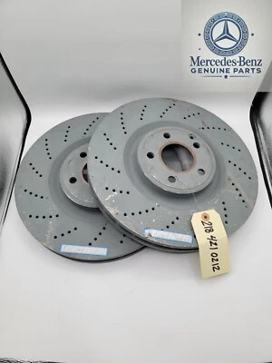Par de rotores de freno delanteros nuevos genuinos Mercedes Benz 2012-2108 CL 550 A2184210212 Foto 1 de 4