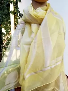 NUOVA IN SCATOLA CON ETICHETTE AUTENTICA VIKTOR $ ROLF SCIARPA PAREO SCIALLE AVVOLGENTE GIALLO APPLIQUE LG - Foto 1 di 12