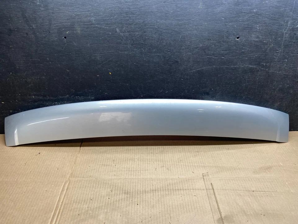 Alerón trasero Volkswagen Touareg 2004 a 2007 OEM C8123 OEM DG1 Foto 1 de 4