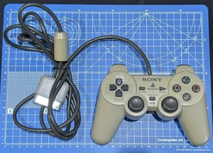 SONY PlayStation analog controller SCPH-1150 - Picture 1 of 5