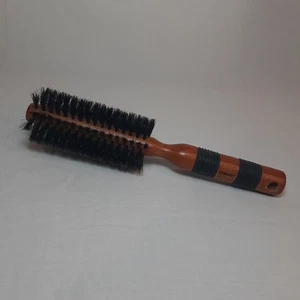 Cepillo redondo de cerdas de jabalí Conair Styling Essentials con asas de agarre - Imagen 1 de 8