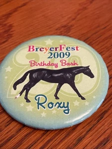 Breyerfest 2009 Birthday Bash Roxy Green Button Pin Breyer Horse - Picture 1 of 4