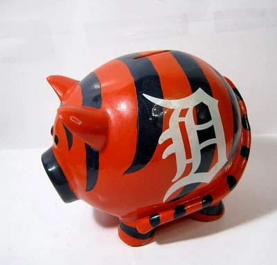 Vintage Detroit Tigers Baseball Ceramic Plaster Piggy Bank RARE - Image 1 of 4