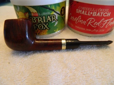 ESTATE PIPE WDC DEMUTH , GOLD DOT ,14 K SOLID GOLD BAND, USED - Image 1 of 4