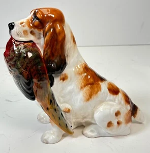 Antica statuina Royal Doulton Cocker Spaniel con fesante 1942 - Foto 1 di 9