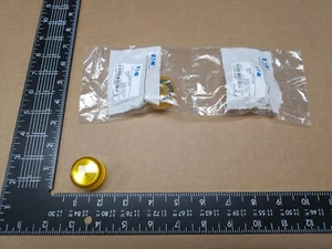 (Qty=1) 10250TC3N Eaton, Yellow Plastic Lens - Picture 1 of 3