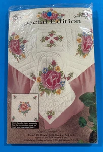 Bucilla Edición Especial Bloques Edredón 15" x 15" Juego de 6 Corazón de Rosas 64516 Nuevo en Paquete - Imagen 1 de 4
