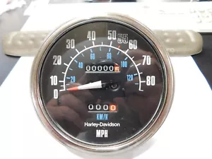 NEW OEM 80 MPH HARLEY DAVIDSON SPEEDOMETER HEAD 1980-1984 FLH 67004-80 - Foto 1 di 4