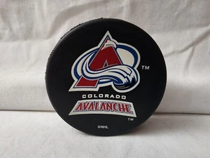 COLORADO AVALANCHE NHL Logo Squadra Basic Souvenir Hockey Puck/A5 - Foto 1 di 3