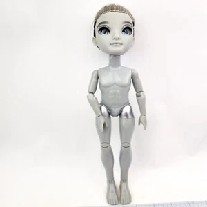 Muñeca Rainbow High Ash Silverstone 2022 Cuerpo Desnudo Articulado Repuesto - Imagen 1 de 6