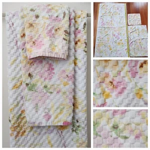 Vintage CARO HOME 100% Cotton Floral Set of 3, Bath, Hand, Tip Towels - Picture 1 of 16