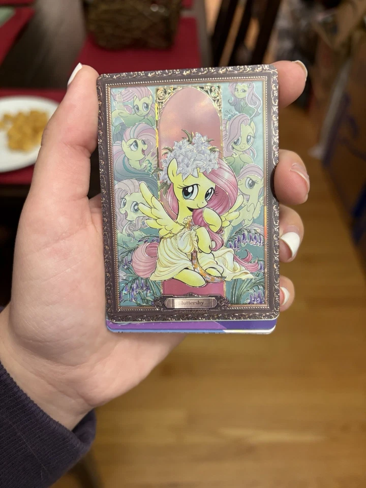 Fluttershy My Little Pony Amistad Tarjetas Eternas Edición Luna Foto 1 de 1