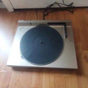 FOR PARTS - Vintage Marantz Fully Automatic Direct Drive Turntable TT530 TT-530 - Picture 1 of 10