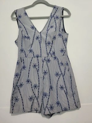 Mameluco bordado a rayas BCBGeneration talla 2 azul nuevo con etiquetas Foto 1 de 4