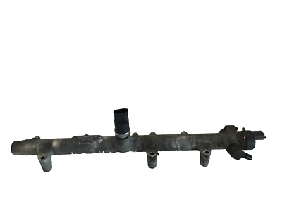 Kia Carens Rail carburante con sensori 0445214026 D4Ea originale 2.0 Crdi - Immagine 1 di 4