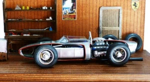 1:20 EXOTO / REVIVAL - Diorama Ferrari 156 martellata e spaccato - REV90101 - Imagen 1 de 6