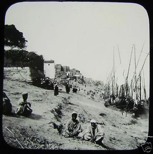 Linterna mágica de vidrio tobogán ESNEH VILLAGE C1900 EGIPTO - Imagen 1 de 2