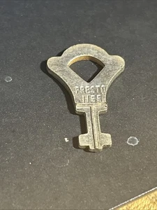 Estuche para máquina de escribir Presto Key #1155 vintage - Imagen 1 de 3