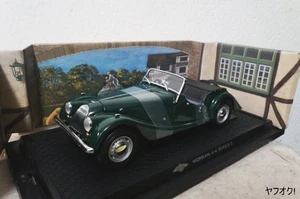 Kyosho Morgan 4 4 Series II 1 18 Miniature Car Green - Picture 1 of 6