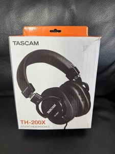 Tascam TH-200X Studiokopfhörer gepolstert Over Ear schwarz mit Box - Bild 1 von 9