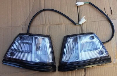 HONDA CIVIC SEDAN MODEL 1986 87 FRONT CORNER LIGHTS PAIR LEFT RIGHT AFTERMARKET - Image 1 of 4