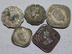 BRITISH INDIA - COPPER-NICKEL 5 OLD COINS - TWO, ONE , HALF ANNA GEORGE V, VI - Picture 1 of 3