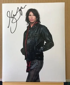 AUTOGRAPH PHOTO - STEVE TYLER (b) - 8 x 10 - Picture 1 of 1