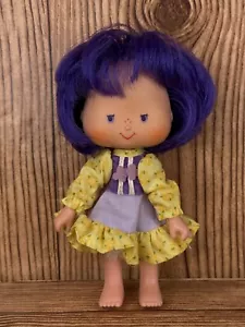 Vintage 1984 Strawberry Shortcake Almond Tea Party Pleaser DOLL ONLY - Picture 1 of 9