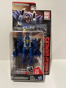 Hasbro-Transformers Combiner Wars-Thundercracker - Picture 1 of 3